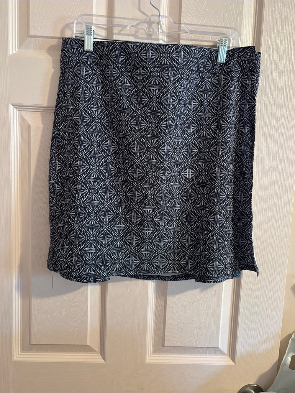 Ripskirt Hawaii Black & White Mini Skirt with Geometric Print